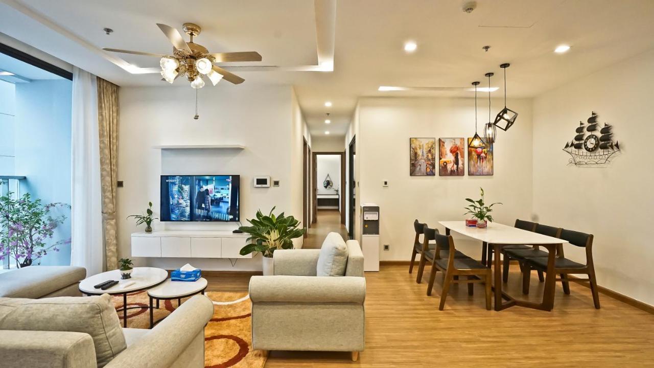 Apartment Vinhomes Metropolis & *