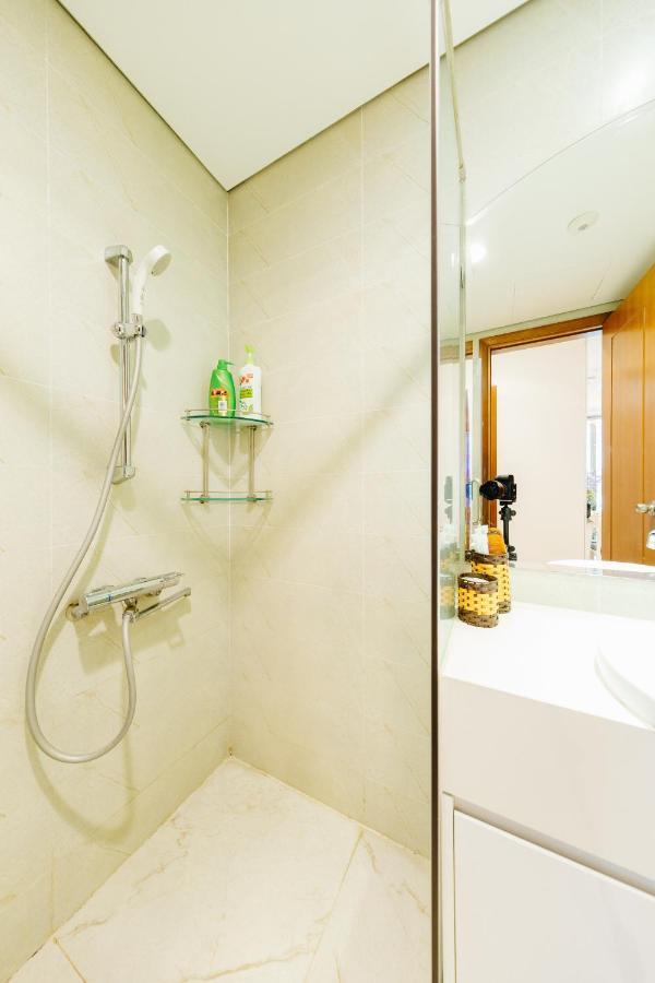 March House - Park Premium Timescity - 2-3 Bedrooms * Hanoi