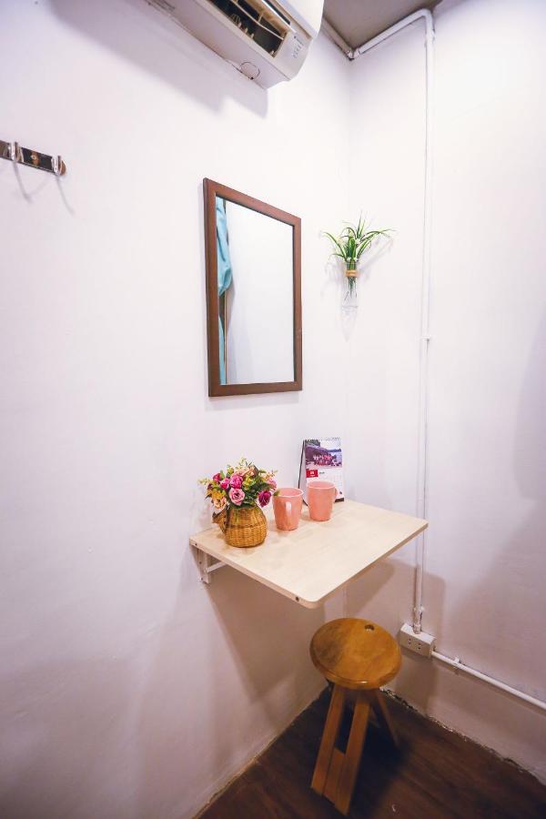Reddoorz @ Tong Duy Tan Street (adults Only) Hanoi