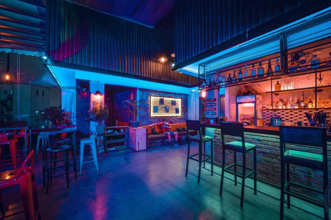 Hostel Reddoorz @ Tong Duy Tan Street (adults Only) *