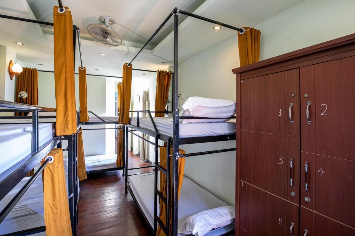 Hostel Massive