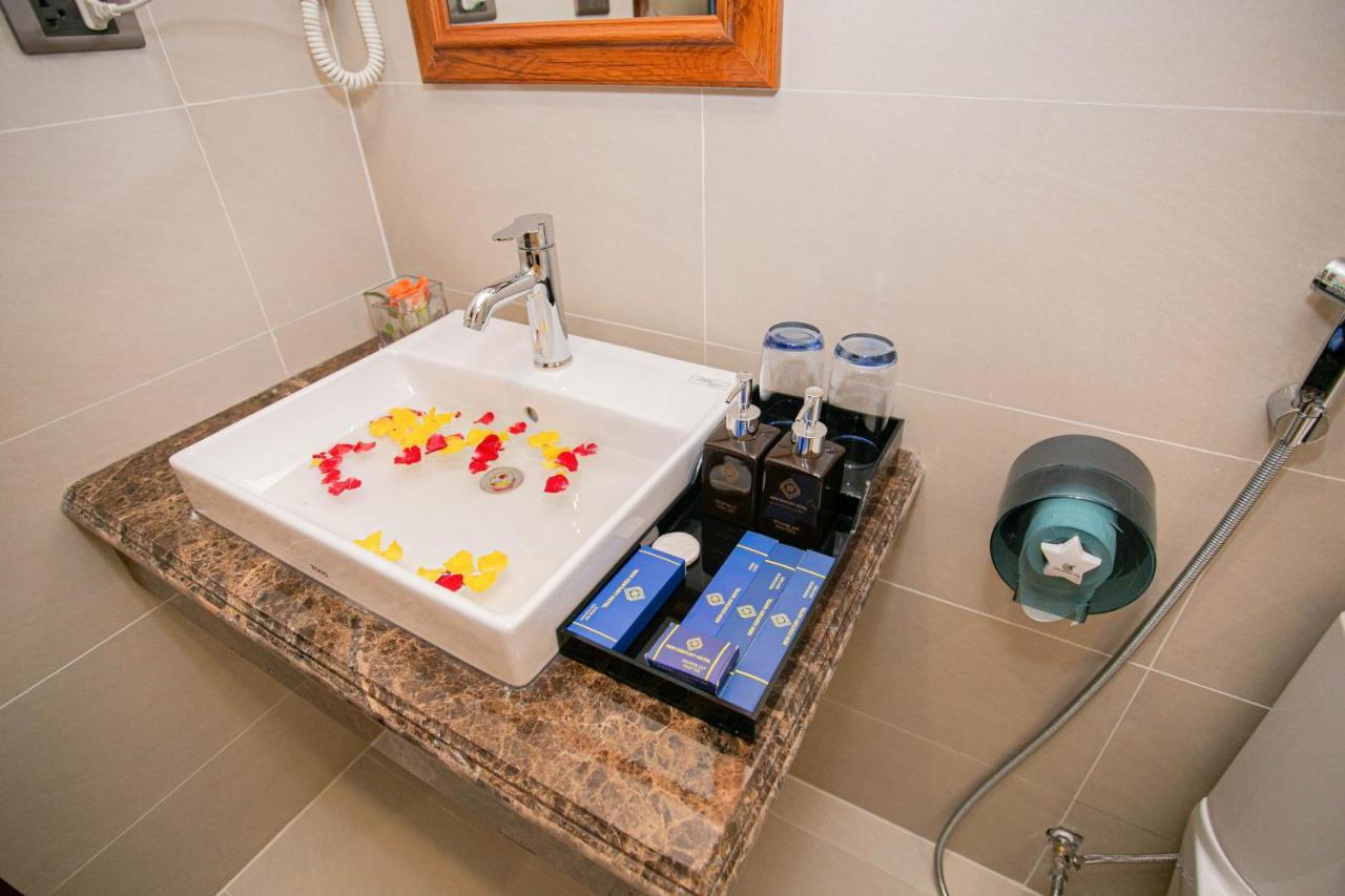 Khách sạn New Century Cầu Giấy