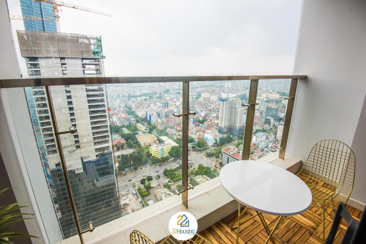 Luxury Serviced Vinhomes Metropolis Premium Căn hộ