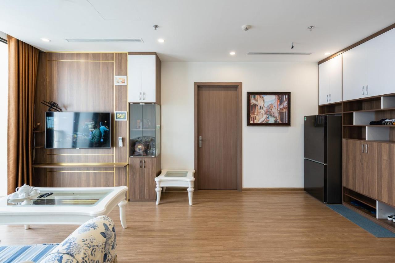Luxury Vinhomes Skylake *