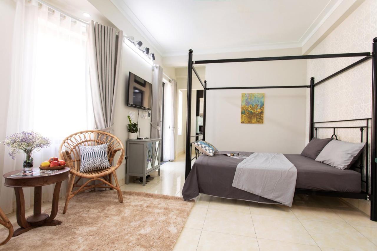 Hanna Studio * Hanoi