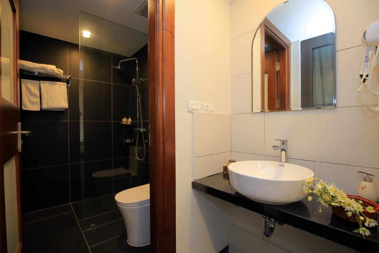 The 1989 House** At Kim Ma* Luxury Apartment* Near Lotte Tower