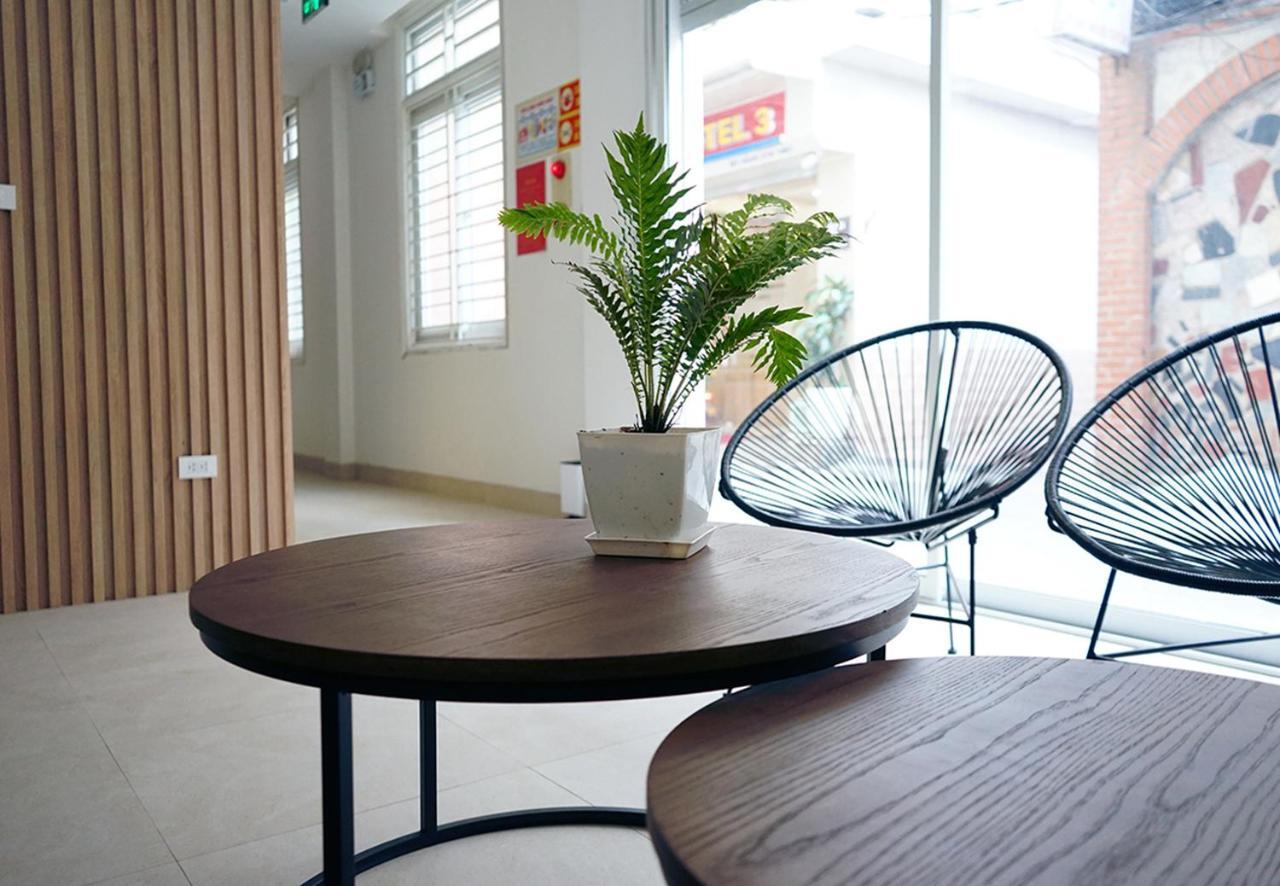 Lyn House - Service Hoang Quoc Viet *