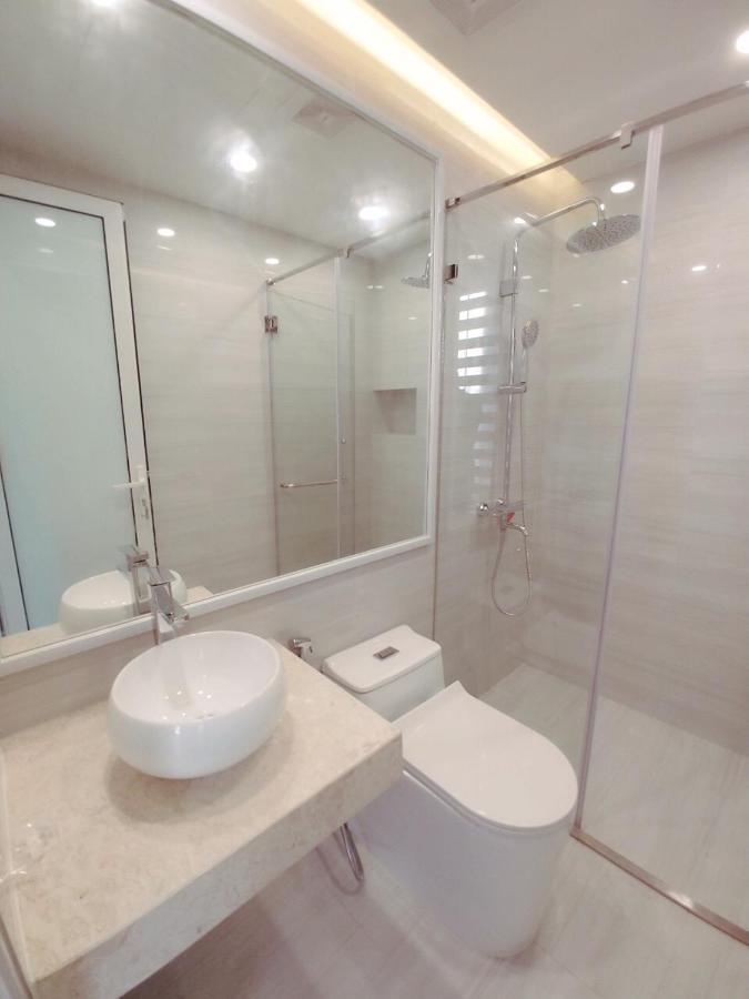 Lyn House - Service Hoang Quoc Viet *