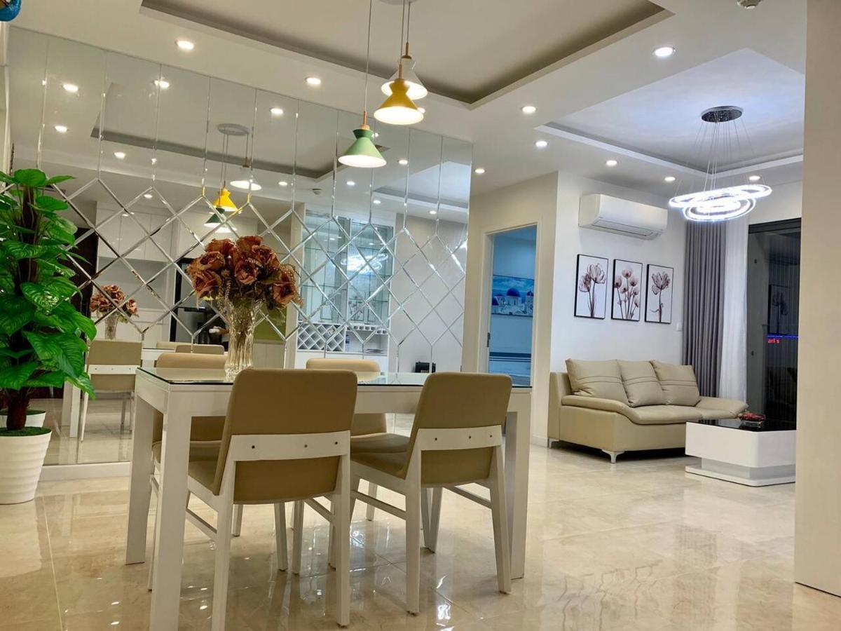 Khách sạn hẻo lánh Vinhomes D'capitale - By Bay Luxury Hà Nội