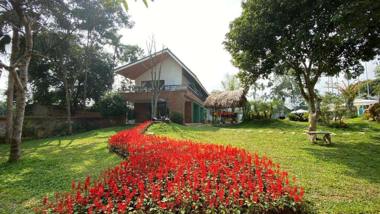 Resort Tropical Villas *