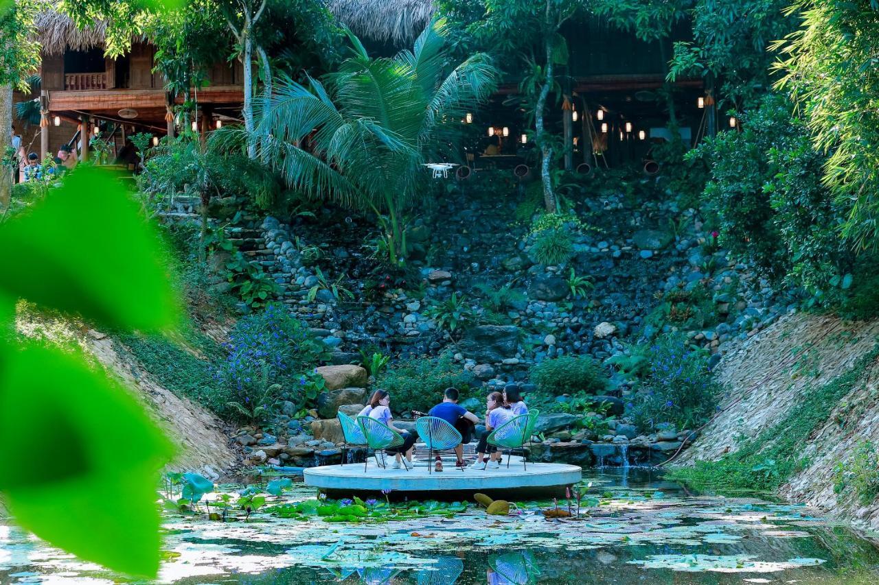 Tropical Villas * Hanoi