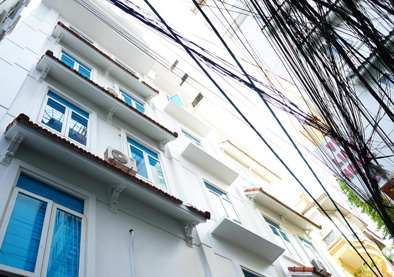 Lyn House - Service Hoang Quoc Viet