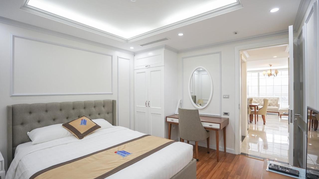 Paradise Nguyen Du Apartment