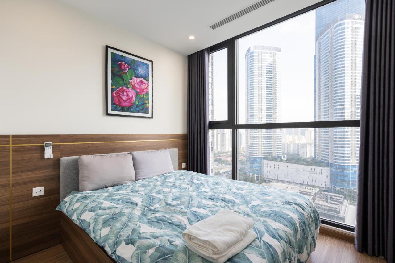 Luxury Vinhomes Skylake *