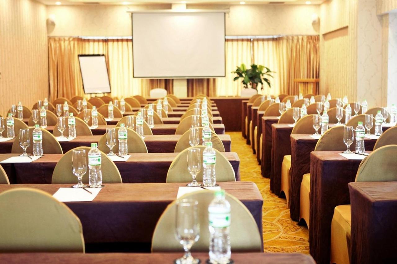 La Casa Hotel 4*