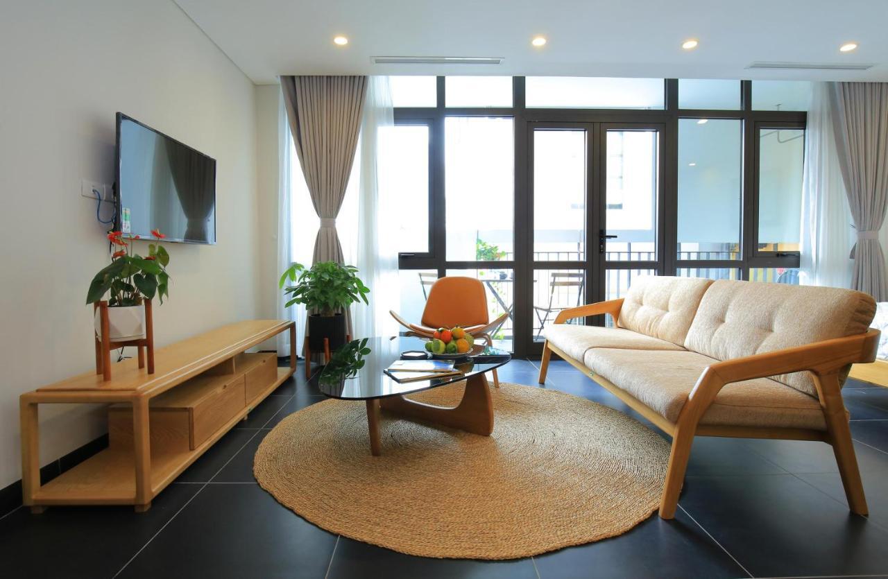 The 1989 House** At Kim Ma* Luxury Apartment* Near Lotte Tower