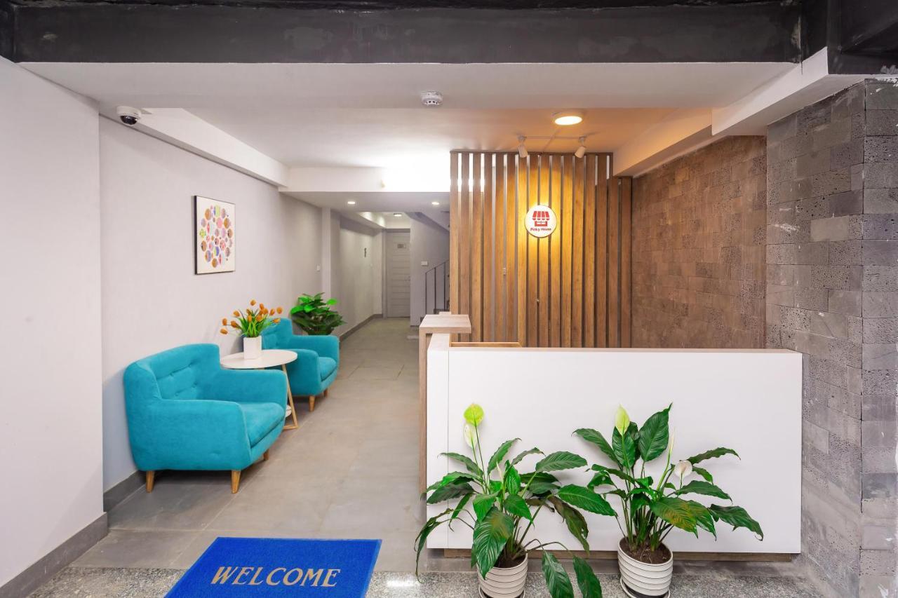 Acomodação com café da manhã  Pinky House Luxsury For Rent Hanói