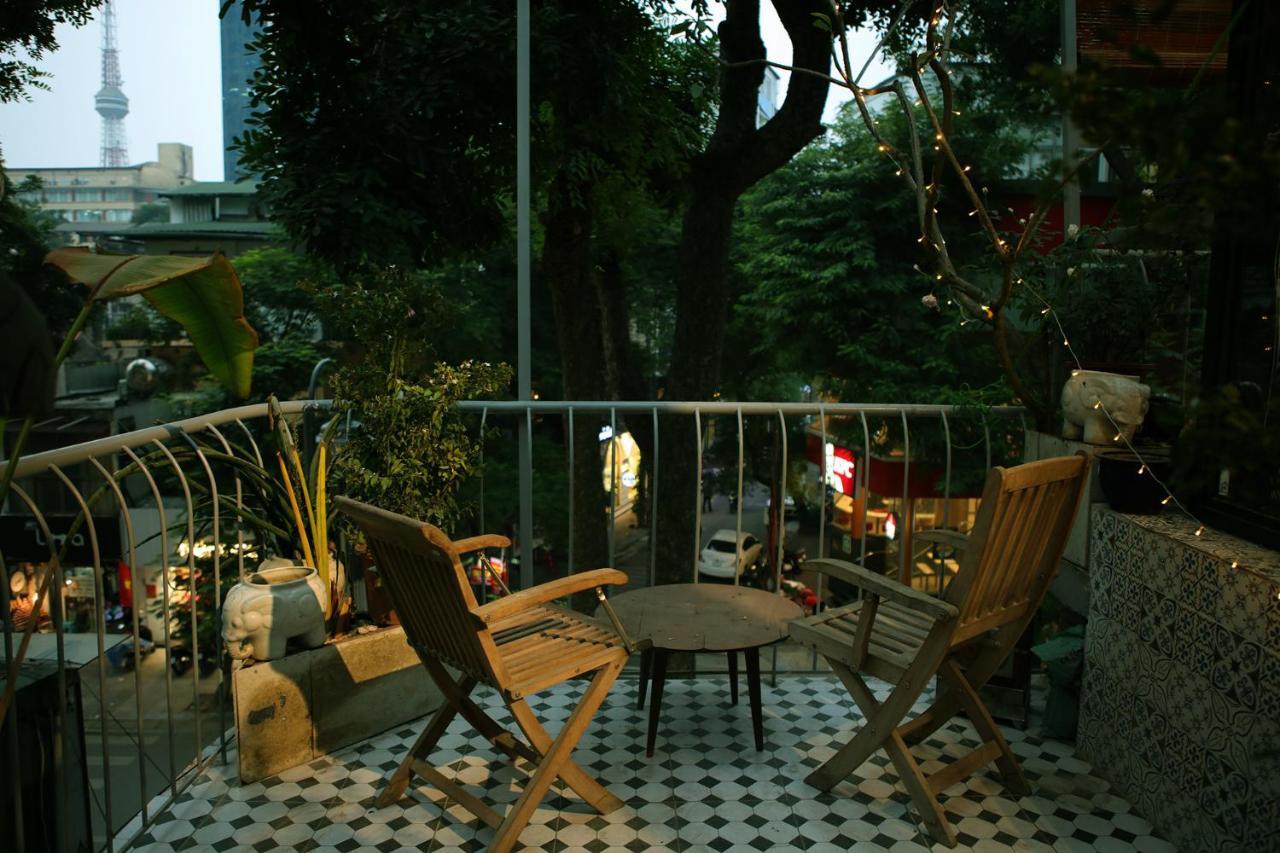 Bed & Breakfast The First Ba Trieu Ha Noi *