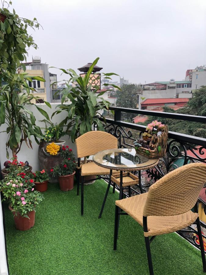 Ami Old Quarter Hotel 3*