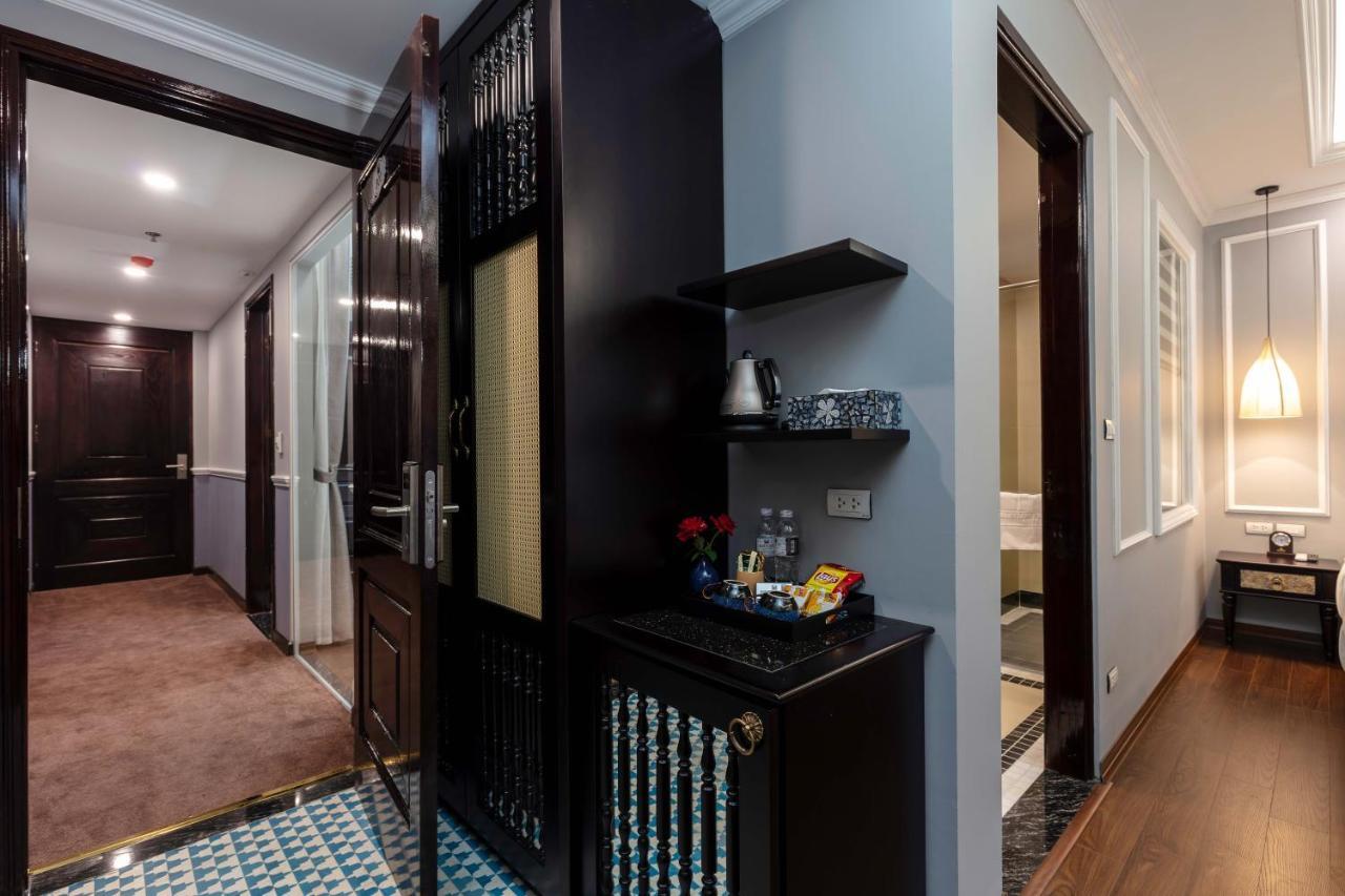 Hotel Babylon Premium & Hanoi