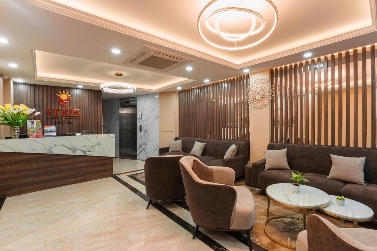 Veris Boutique & 3*