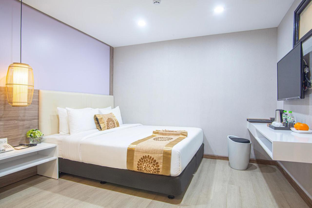 Hotel Bridge Lakeside For Rent 3*