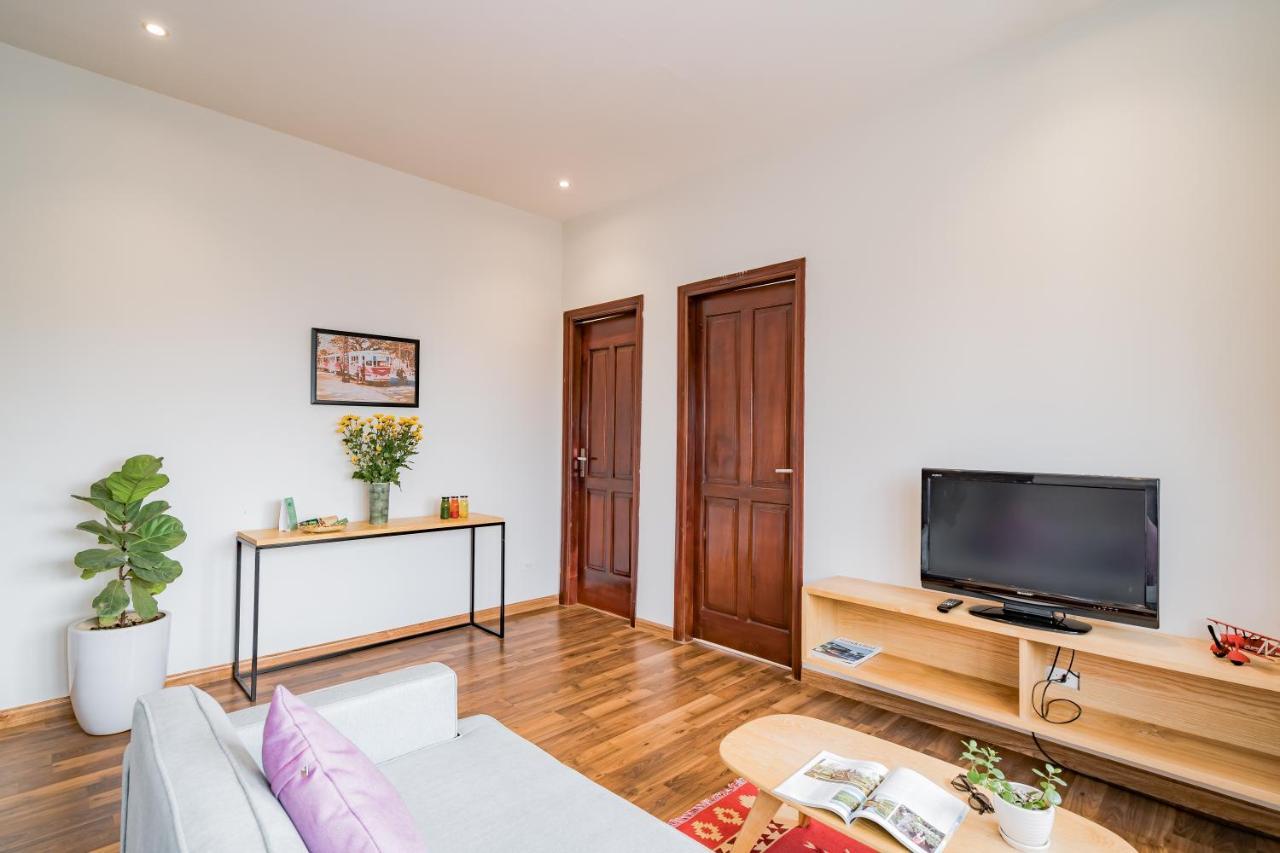 Wecozy - Railway Side, The Old Quarter Apartment