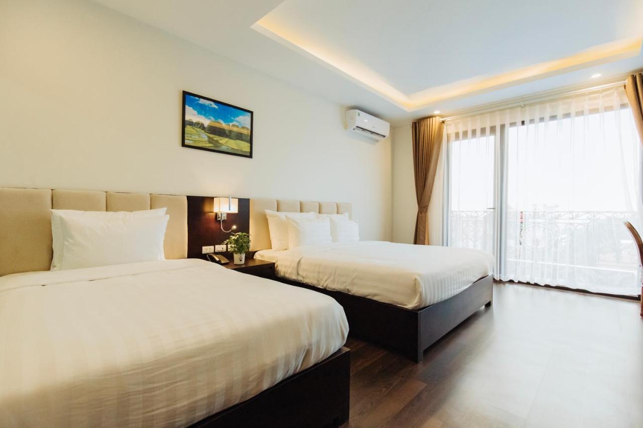 Paragon Noi Bai & Pool Hotel 4*