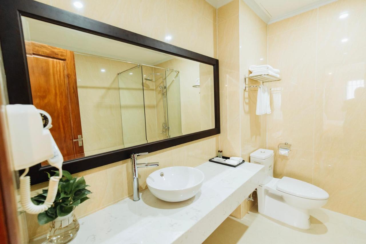 Paragon Noi Bai & Pool Hotel Hanoi