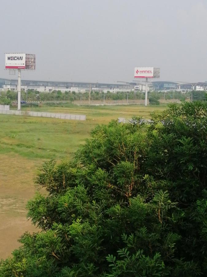 Roma Noi Bai Airport Hanoi