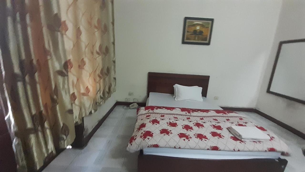 Hotel Oyo 681 Hoang Lan 2*
