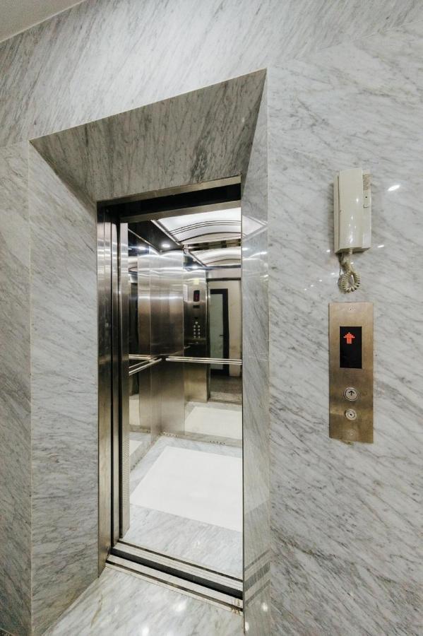 Apartment Happinest Center West - Xuan Dieu Street