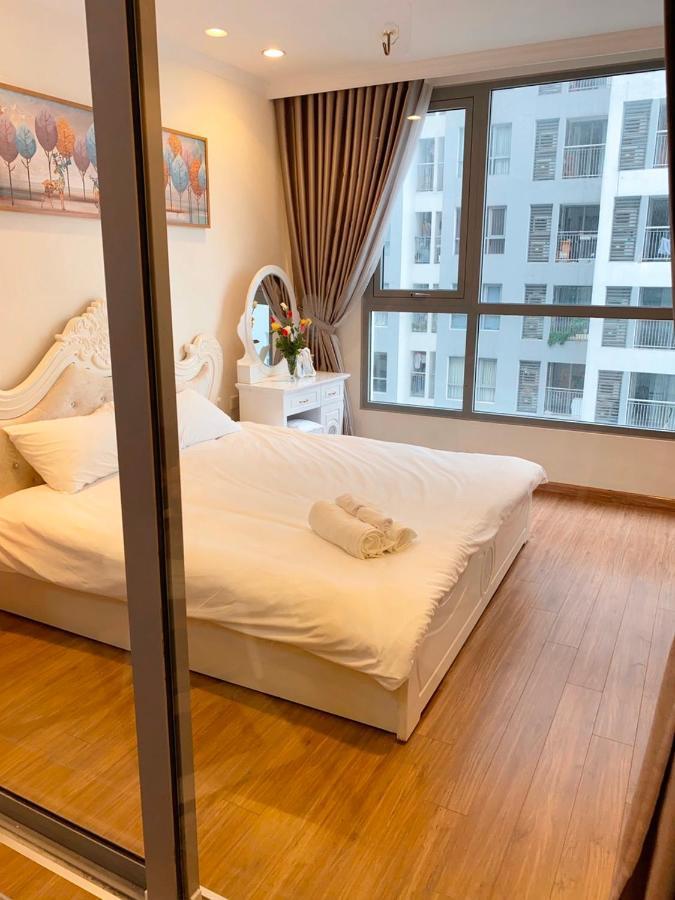 Apartment Bom Homes- Vinhomes Times City- Service