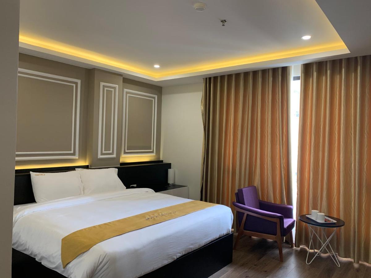Ju 2* Hanoi