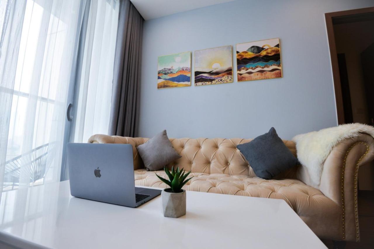 Homefromhome Metropolis Serviced Apartment