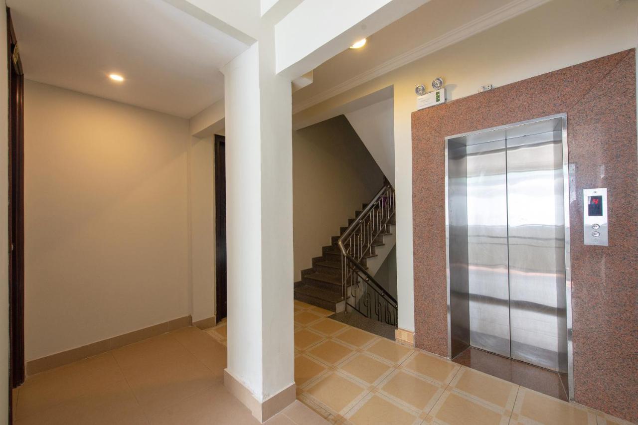 Oyo 333 Nhue Giang Hotel 2*