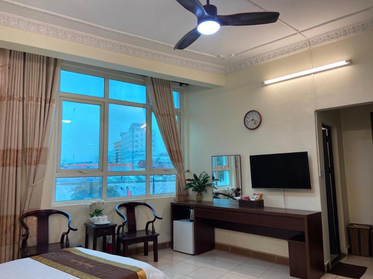 Thang Long Hotel 2*