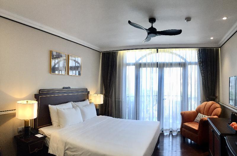 Hotel Du Monde Art Hanoi