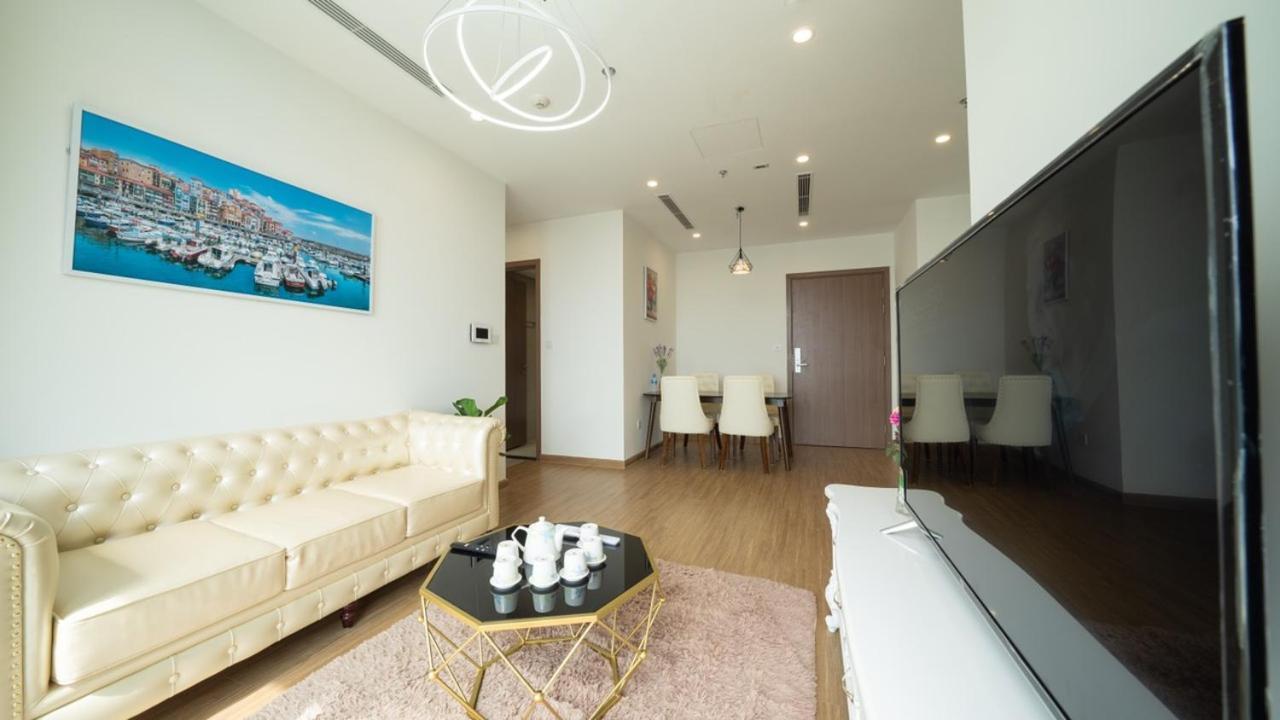 Apartment Bom Homes- Vinhomes Skylake- Service