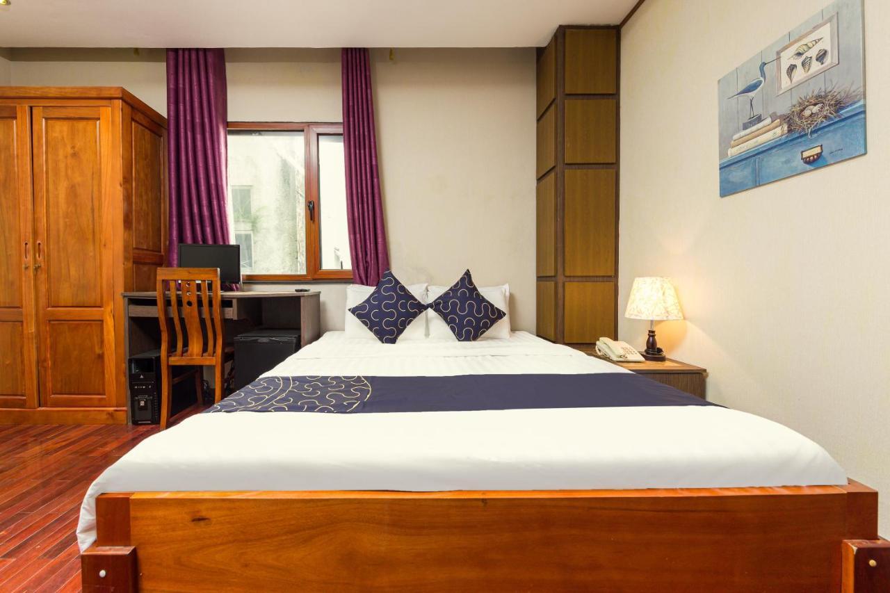 Hotel Oyo 1107 Dream Gold 1