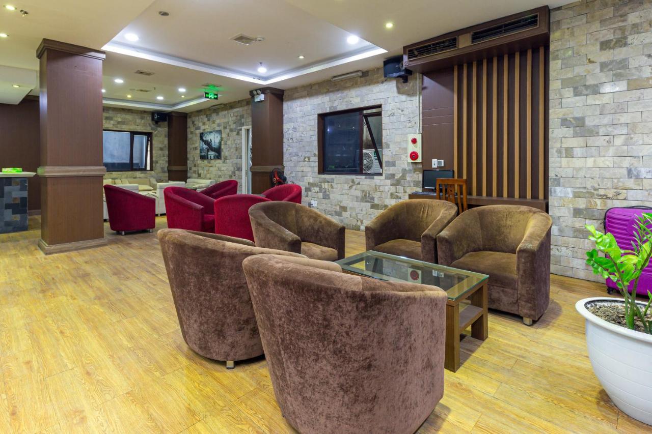 Hotel Oyo 1107 Dream Gold 1
