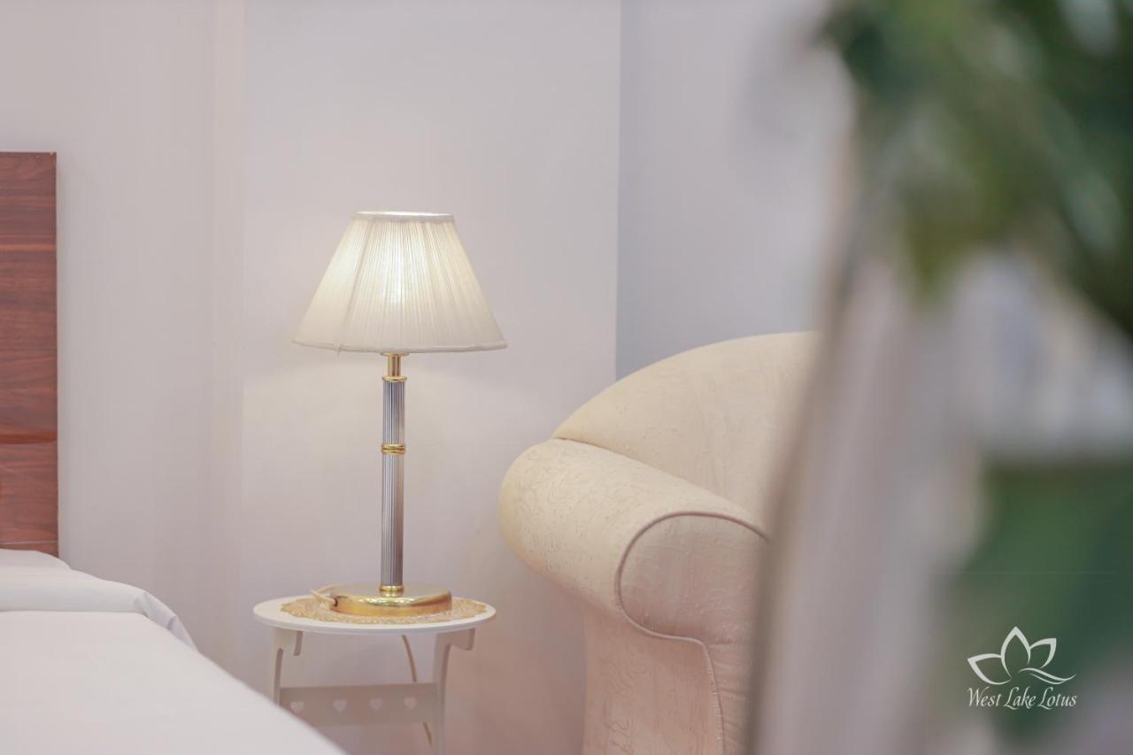 The Lakeside - West Lake Lotus Apartment 2* Hanoi