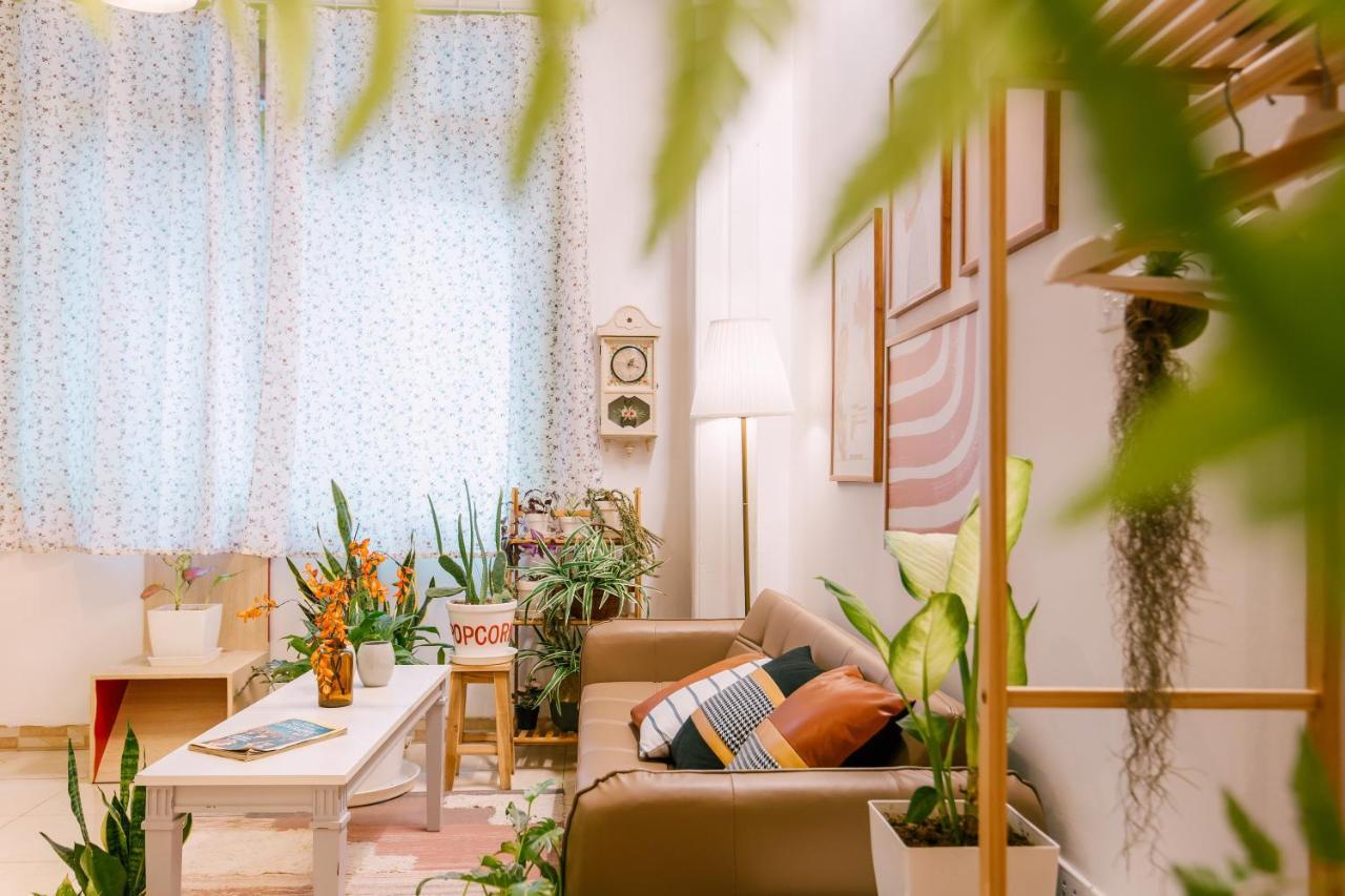 Avocado Apartment *