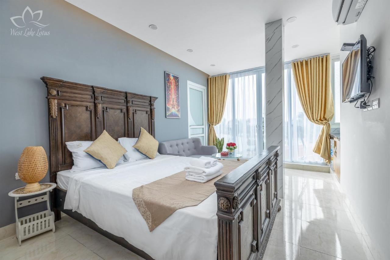 The Lakeview - West Lotus Hotel