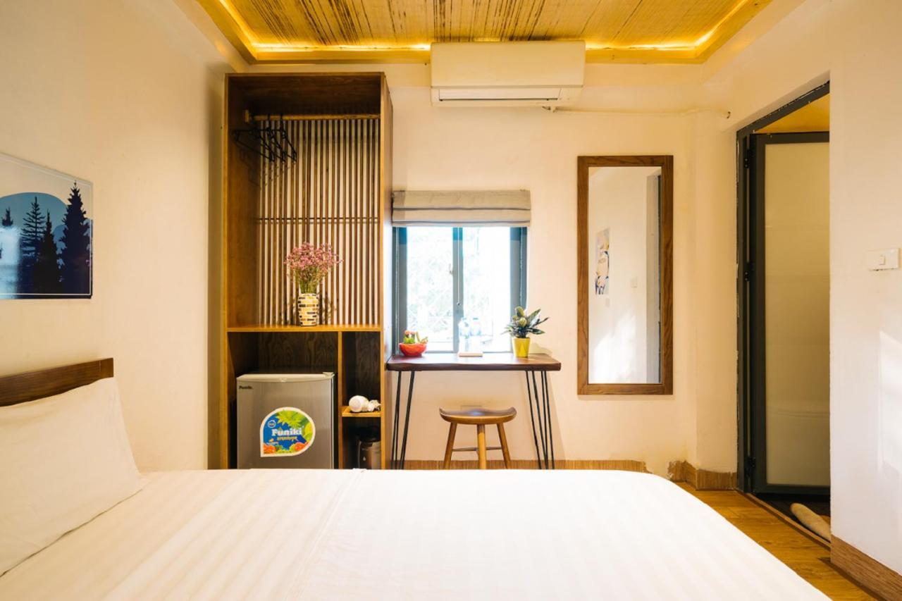 The Autumn Homestel Hotel