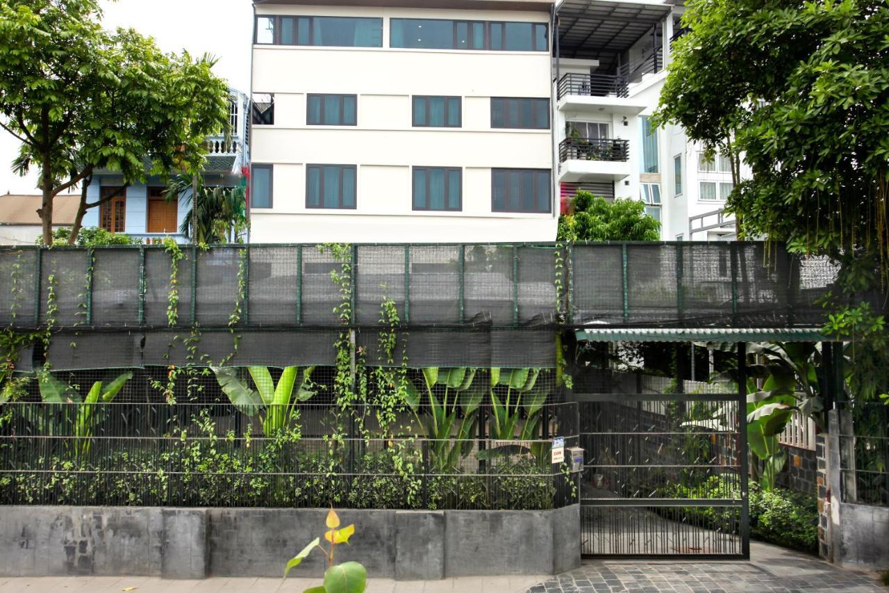 Apartment Luck Apart 02 - Tay Ho Ha Noi View Studio Hanoi
