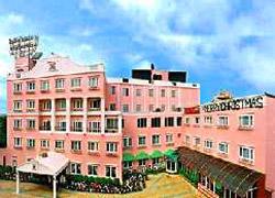 Capital Garden Hotel 4*