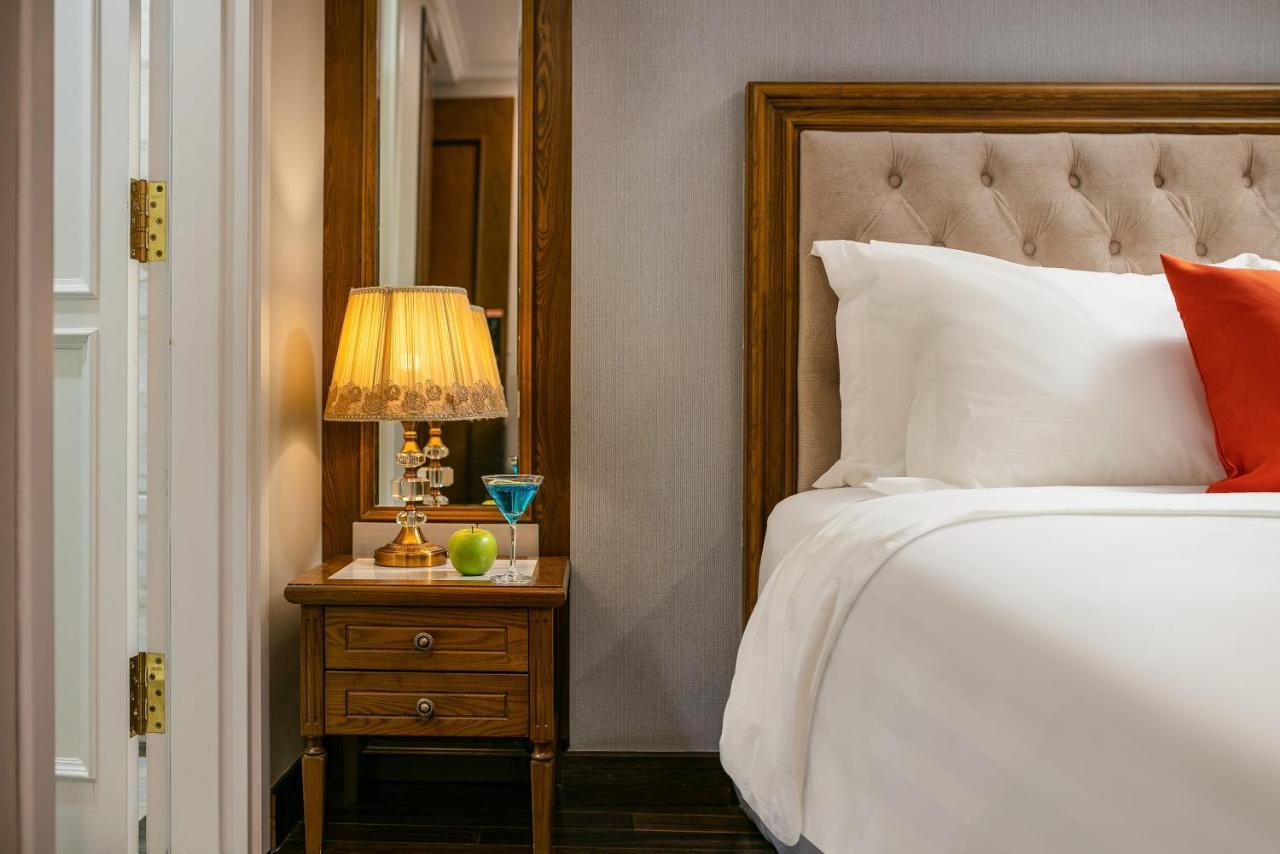 Dalvostro Valentino & Hotel Hanoi