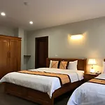 Moc Hoang Hotel
