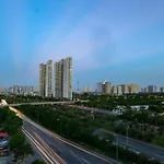 Western Skyline Hotel